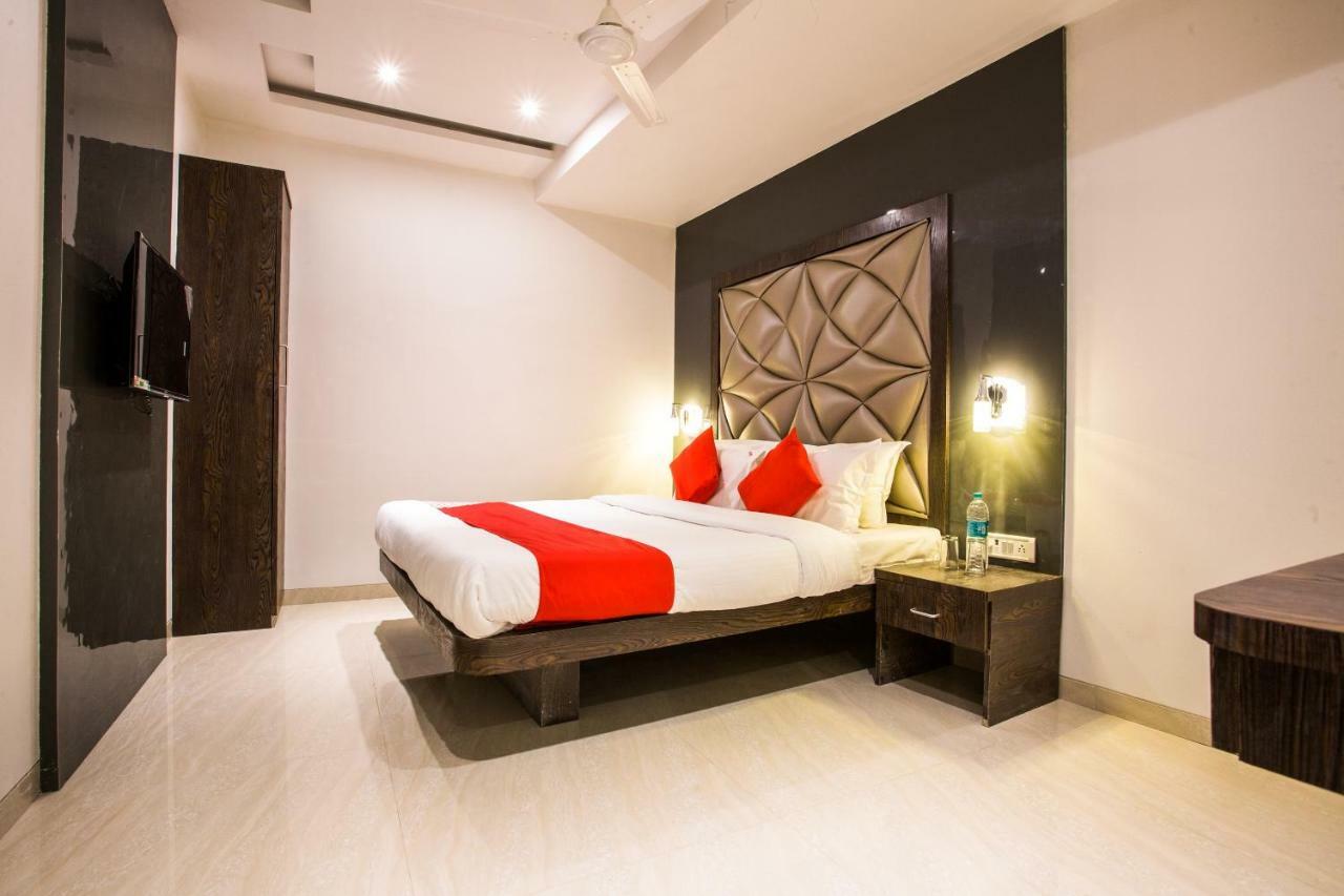 Oyo 37559 Hotel Al Haram Mumbai Kültér fotó