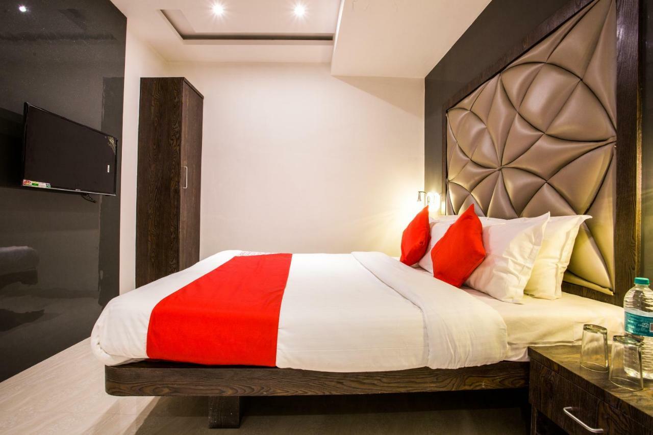 Oyo 37559 Hotel Al Haram Mumbai Kültér fotó