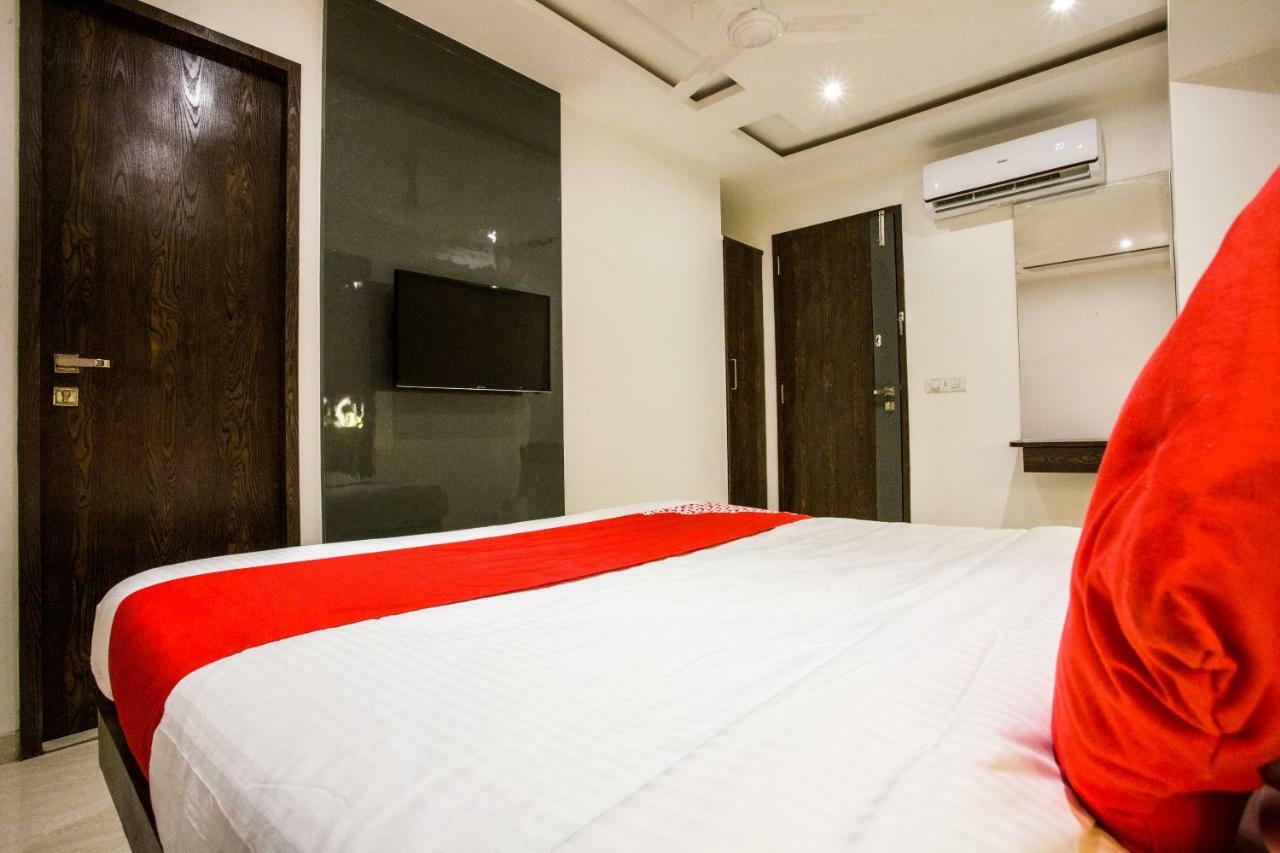 Oyo 37559 Hotel Al Haram Mumbai Kültér fotó
