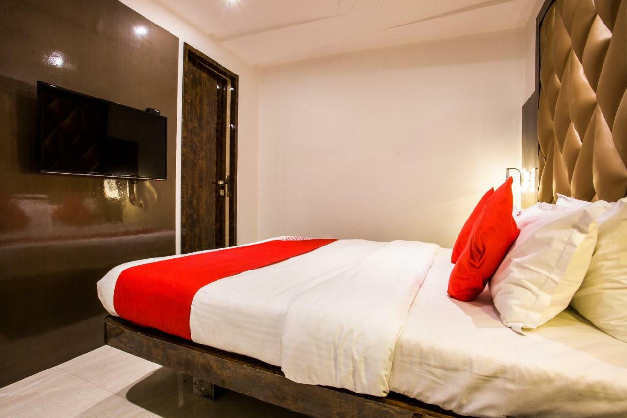 Oyo 37559 Hotel Al Haram Mumbai Kültér fotó