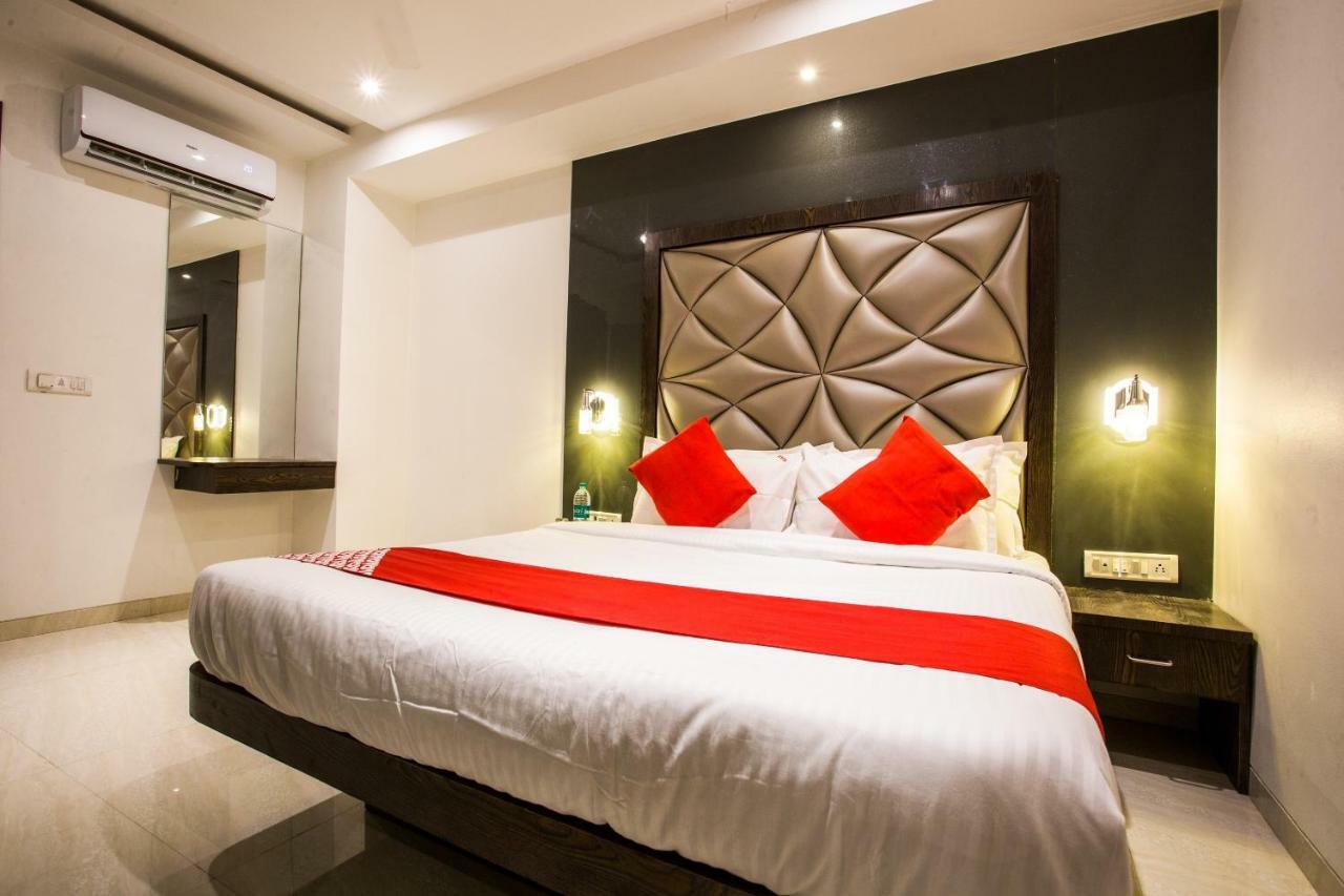Oyo 37559 Hotel Al Haram Mumbai Kültér fotó