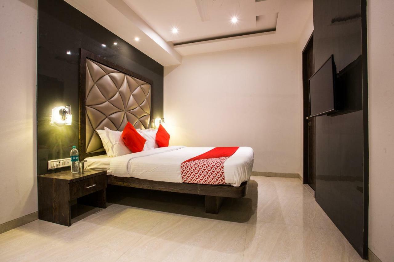 Oyo 37559 Hotel Al Haram Mumbai Kültér fotó